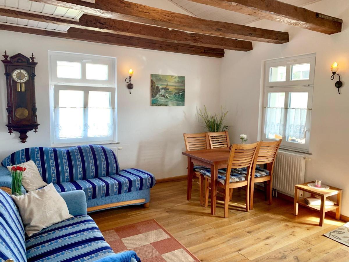 Villa-Rosengarten-Ferienwohnung-Baumhaus-Mit-Seeblick Sassnitz Eksteriør bilde