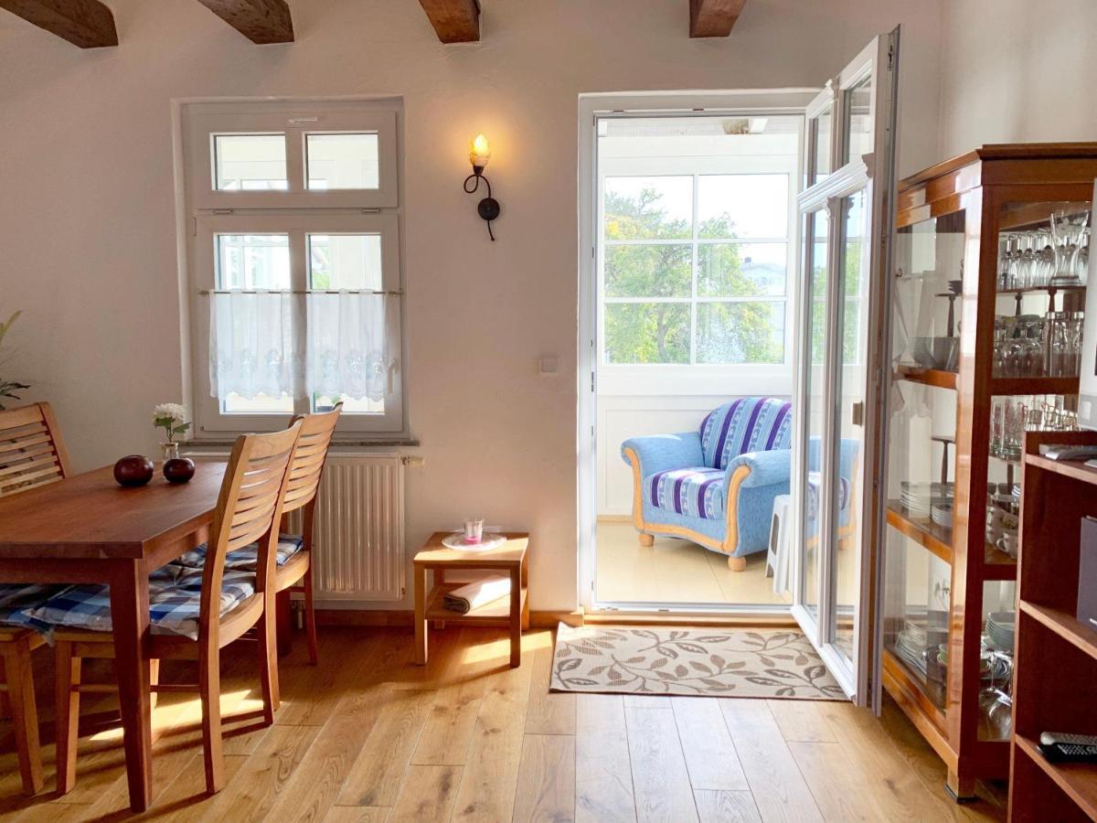 Villa-Rosengarten-Ferienwohnung-Baumhaus-Mit-Seeblick Sassnitz Eksteriør bilde
